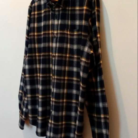 Vintage ST. JOHN'S BAY Flannel Shirt - Picture 5 of 11